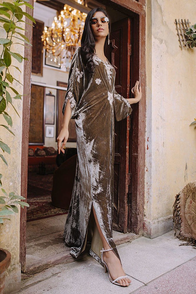 MV-02 - Signature Kaftans by Rozina Munib