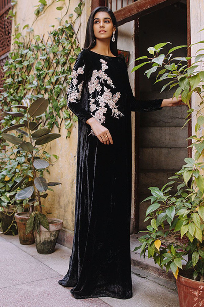 MV-04 - Signature Kaftans by Rozina Munib