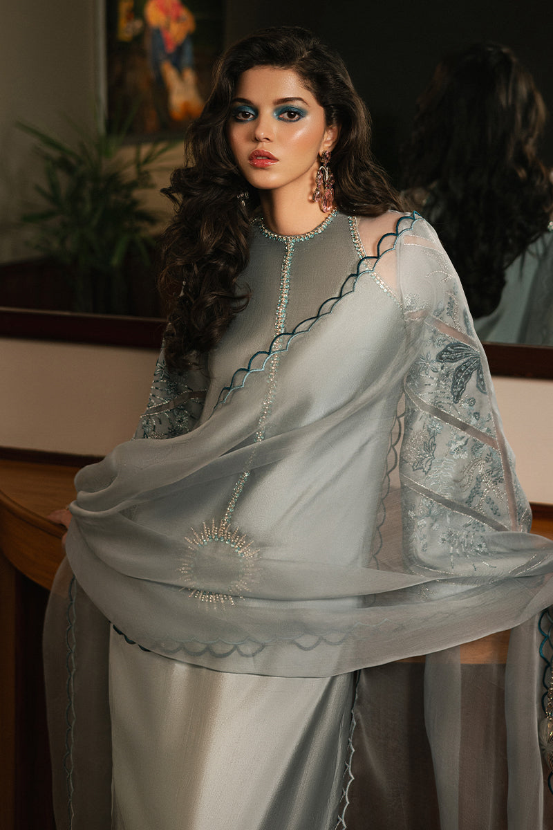 Iceberg - Level 5 by Zeb & Zeeshan (Haute Form Studio)