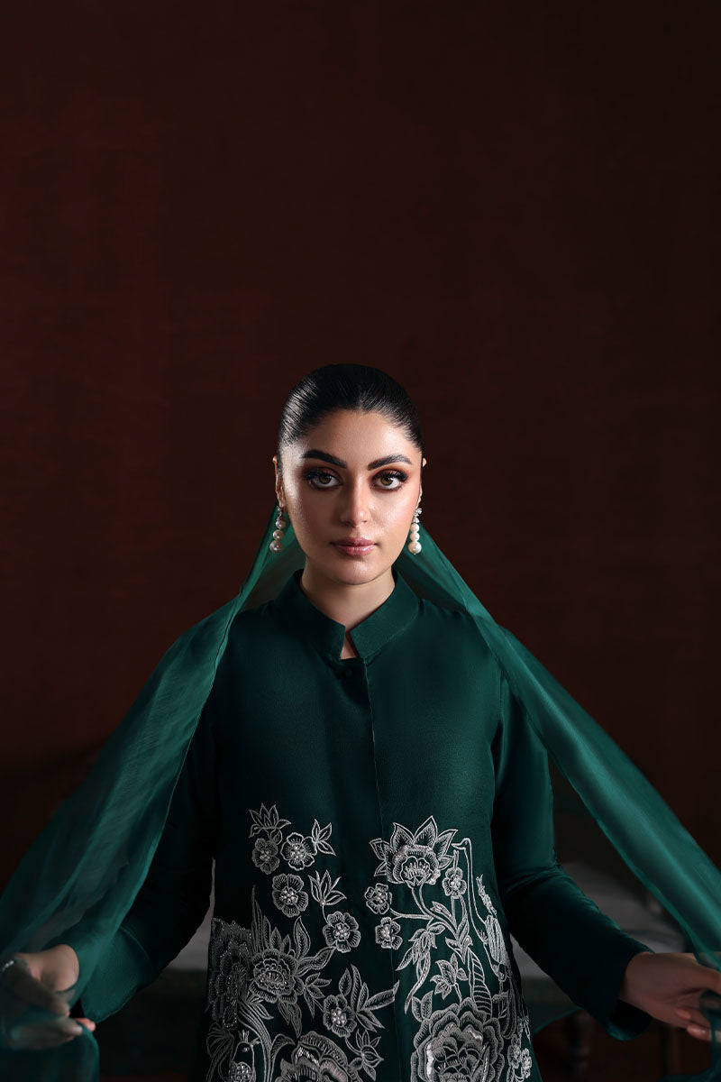 Ayla - Luniva by Rabia Zahur