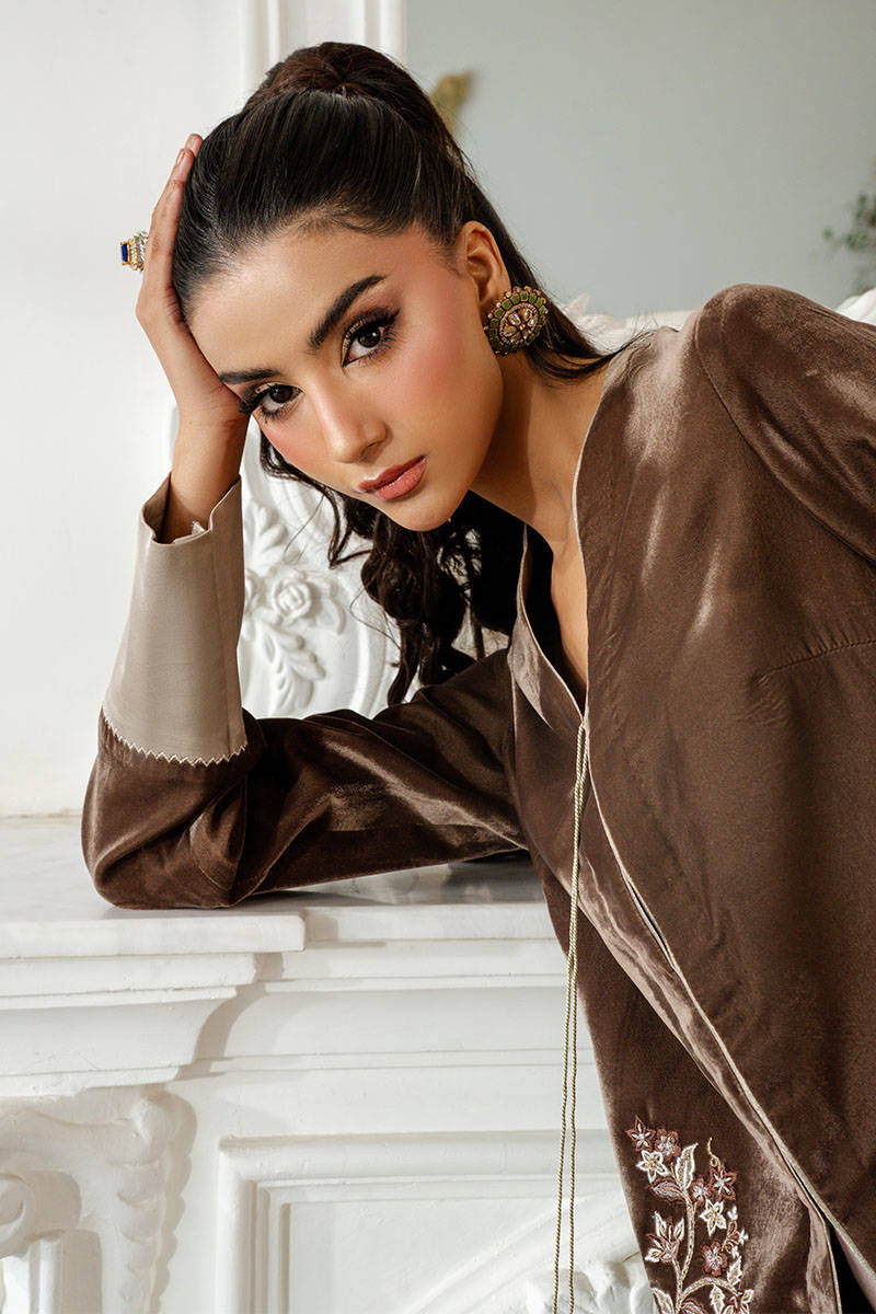 Misty Smoke - Velvets Soiree by ZAINAB SALMAN