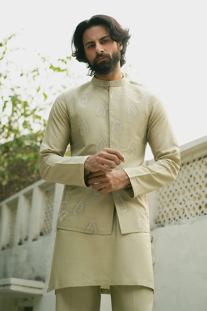 Badar - Ashiyana Festive Edit Collection 25 by MNR