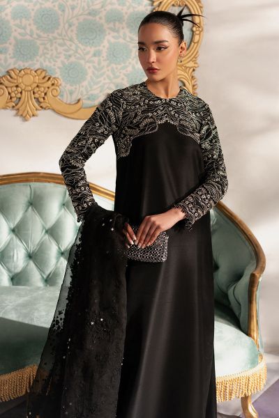 Noirish - Gaia 25 by Khakaa