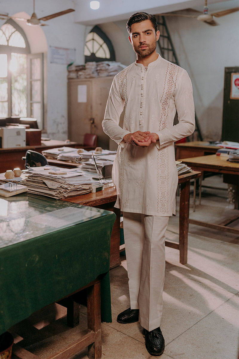 Bazil - Ankh Macholi Festive Edit by MNR