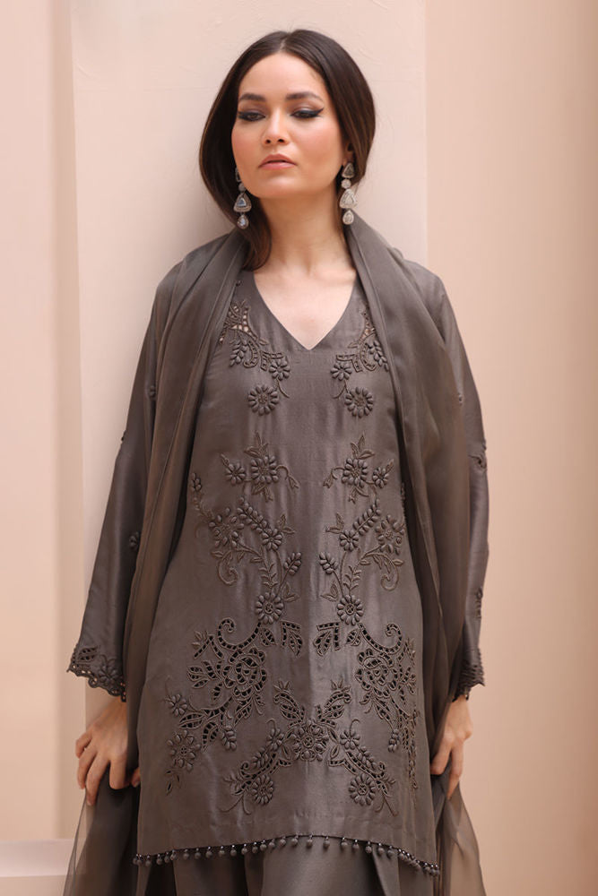 E-06 - Elena Eid Edit by Rozina Munib