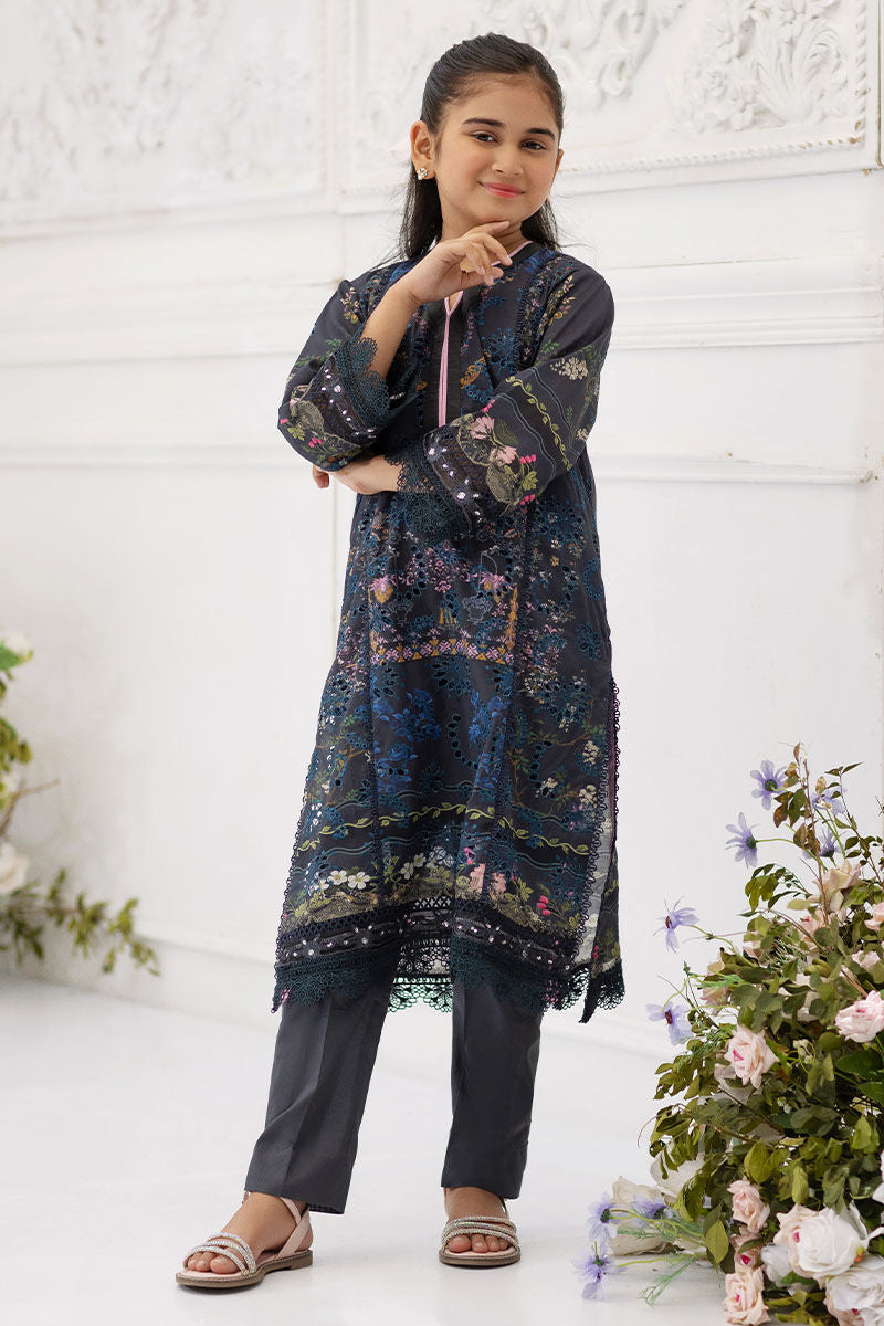 Fiza - Girl - Wien Family Edit 25 by Ansab Jahangir Studio