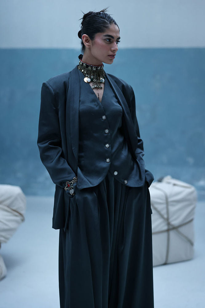 SS25-16 - Spring Summer 2025 by Rozina Munib