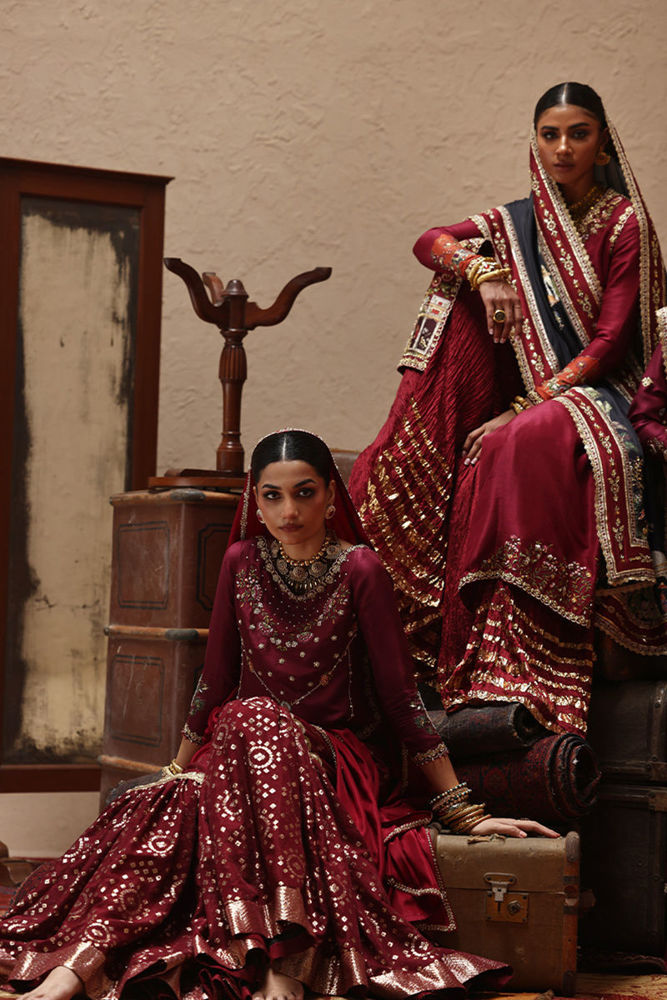 L25-02 - Lashkara 25/26 by Rozina Munib