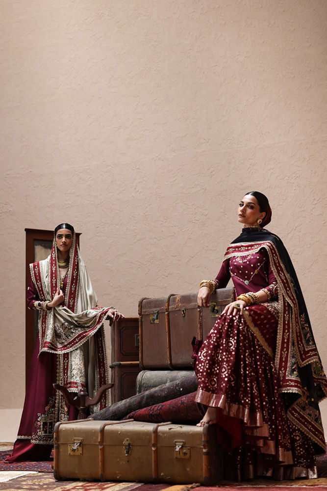 L25-06 - Lashkara 25/26 by Rozina Munib