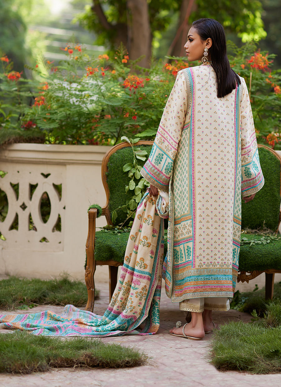Nural Ivory Kurta And Dupatta - Mayna Festive Prints'24 by Farah Talib Aziz