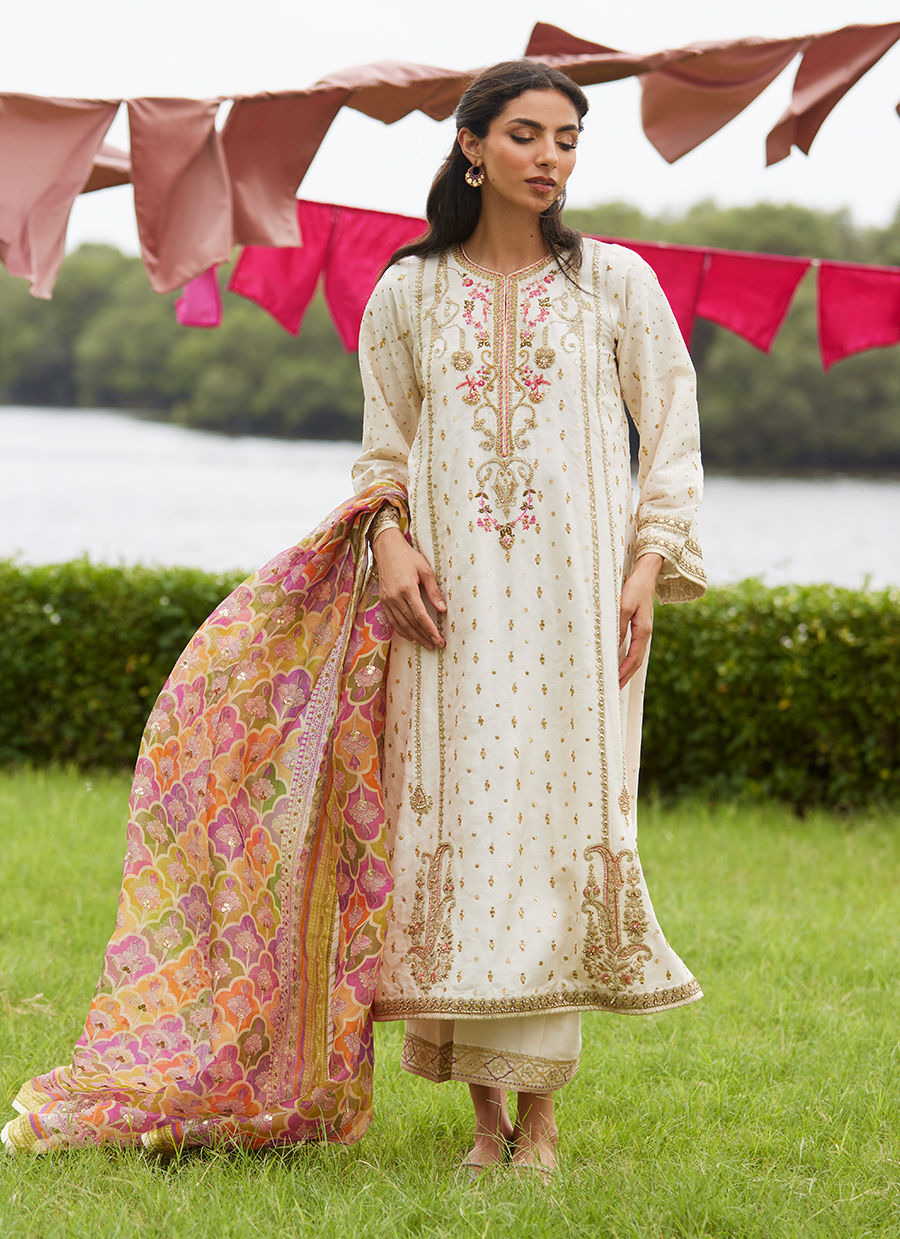 Ember Ivory Kurta And Dupatta - Mayna Festive Luxe Pret by Farah Talib Aziz