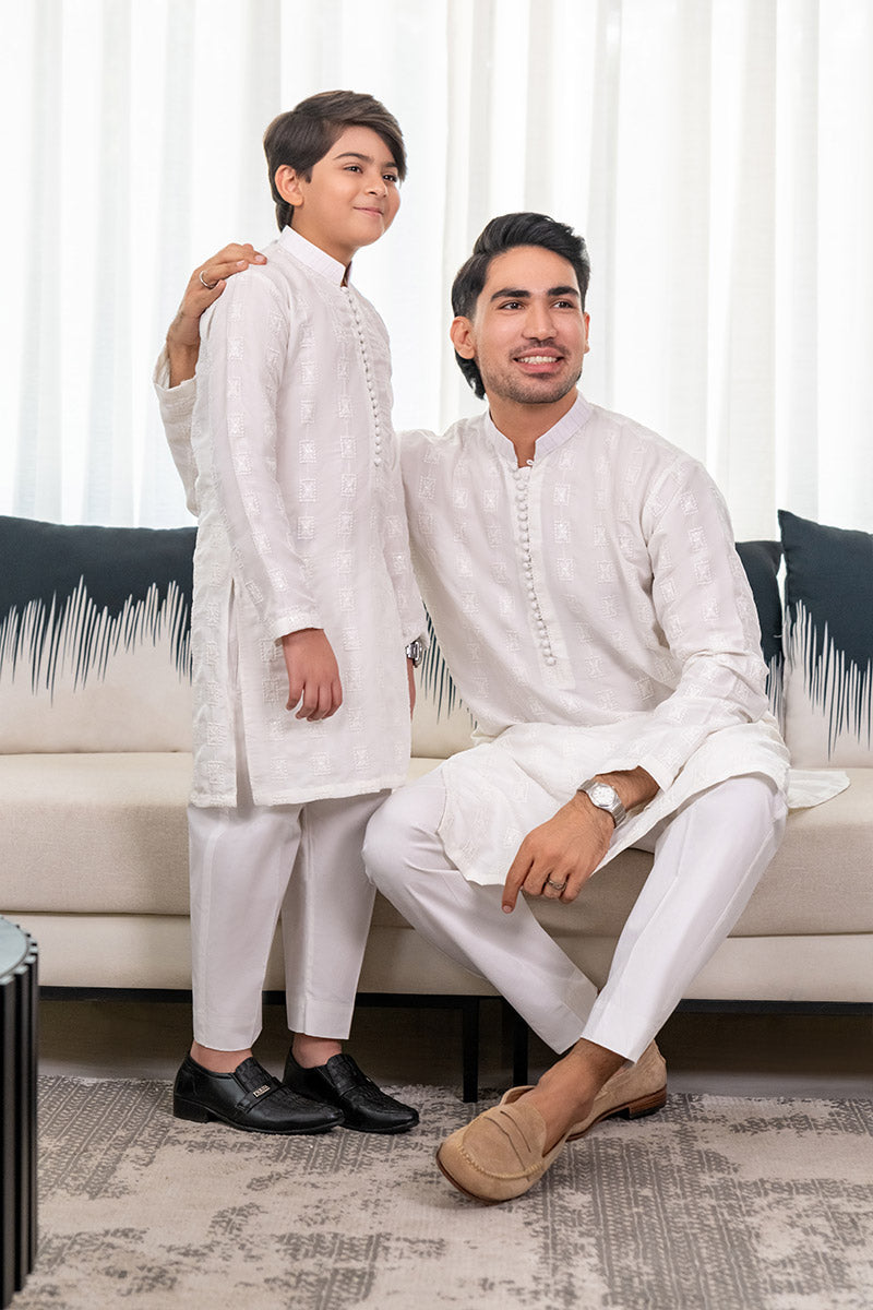 White Embroidered kurta combo - Celina by Chic ophicial