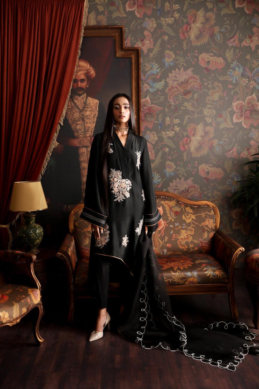 Fleuri - Kaia by Zainab Salman