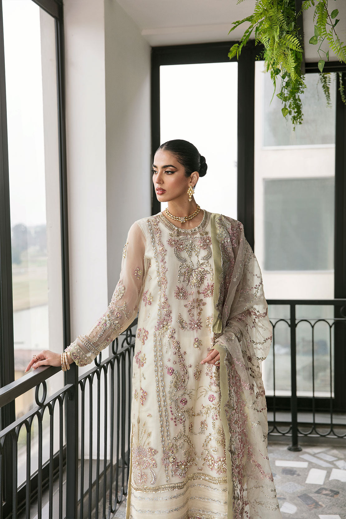 CELESTIAL CREME - Leon