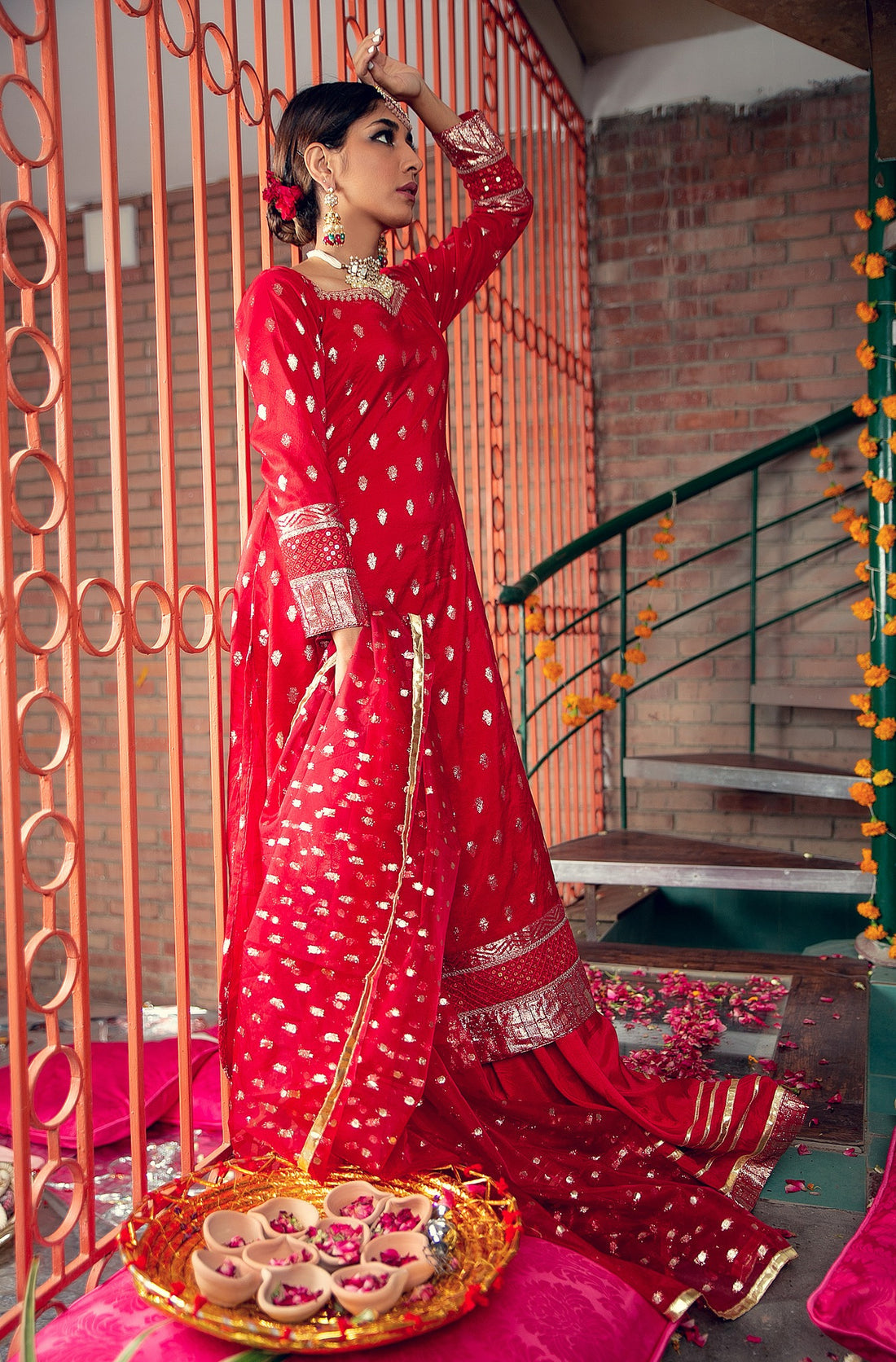 EMB-263 - ZEENAT VOL. 1&2 by Anum jung