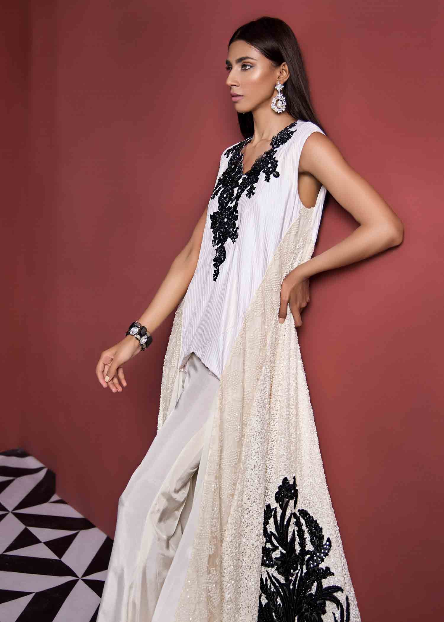 Kiraz - Aleena & Fareena