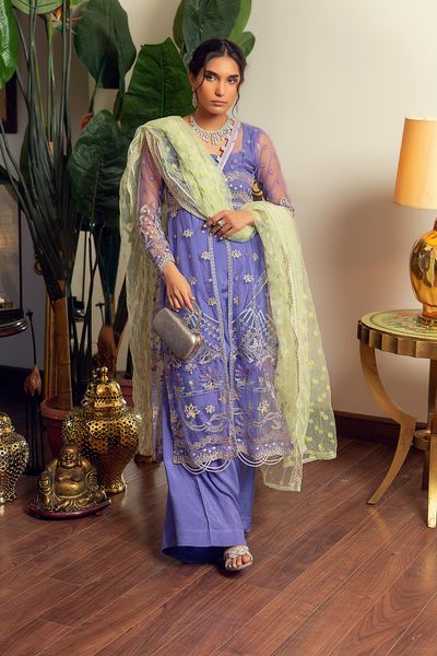 EMB-293 - Mira by Anum Jung