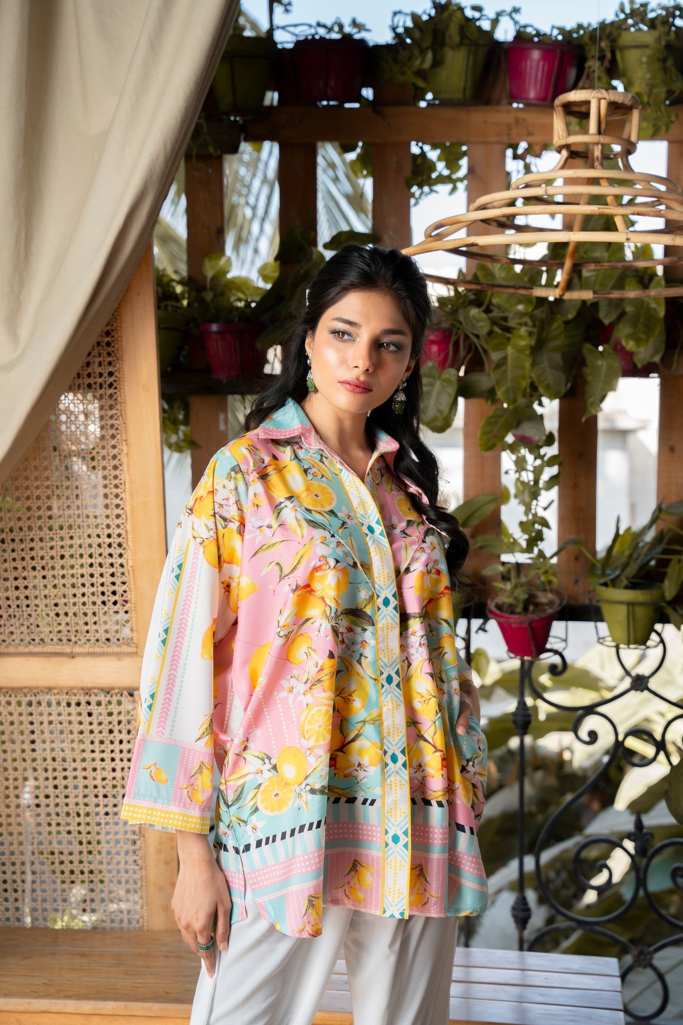 EMB-376 - Noya by Anum Jung