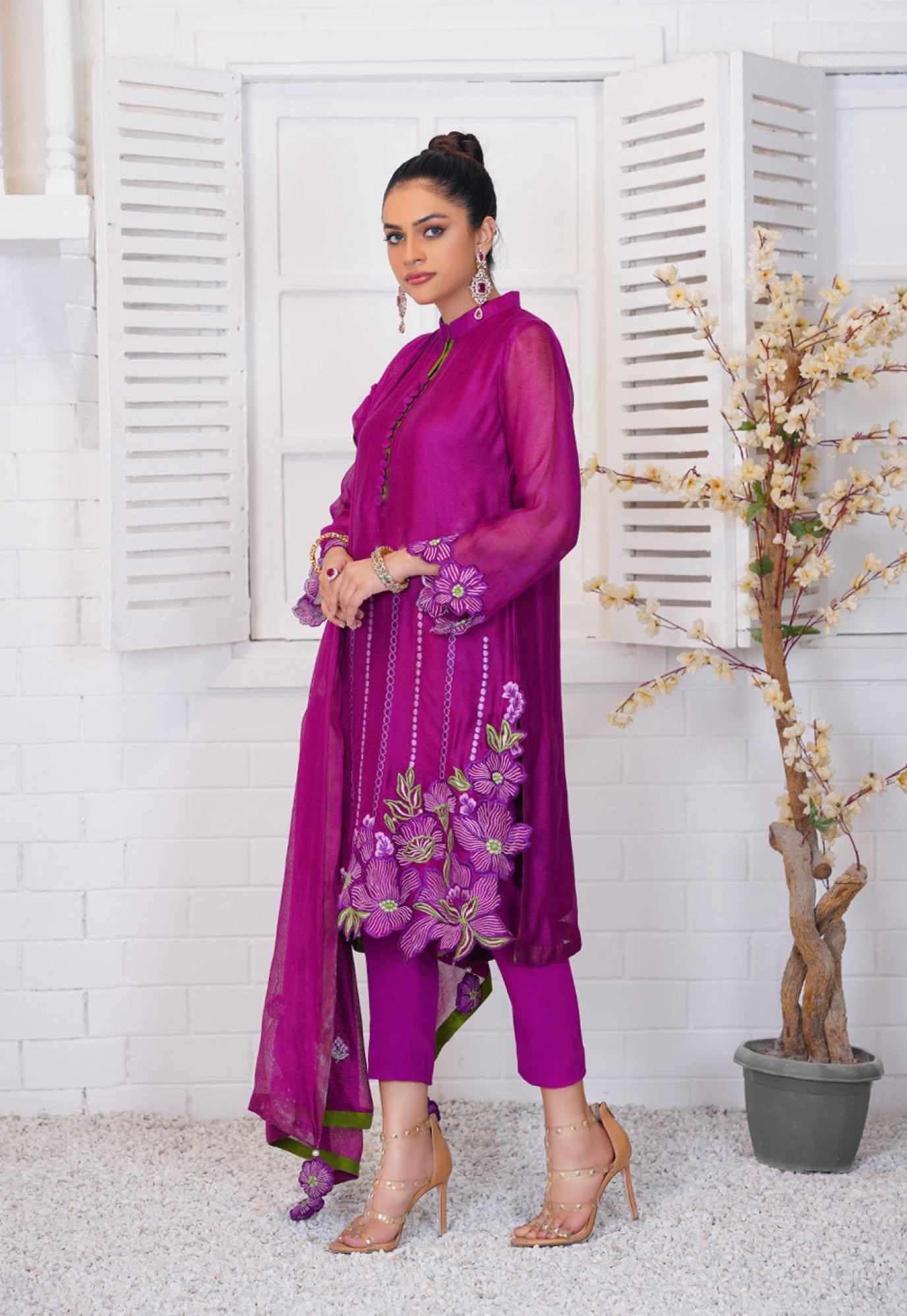 CHAMAN - Anayra Amal