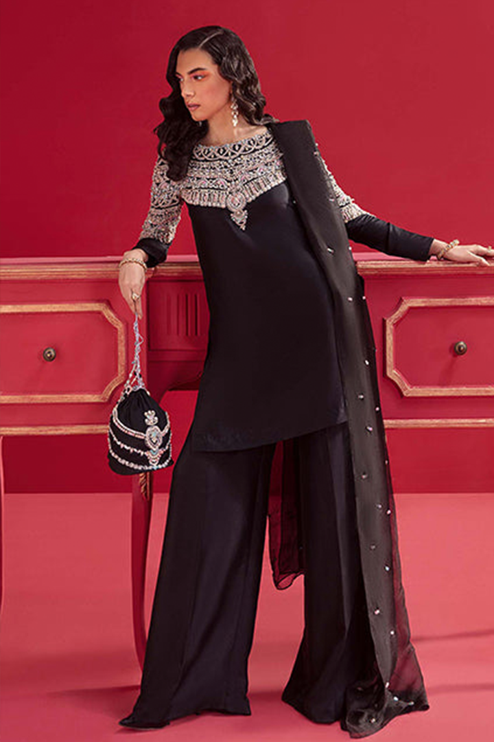 Vivien - Kanwal Malik