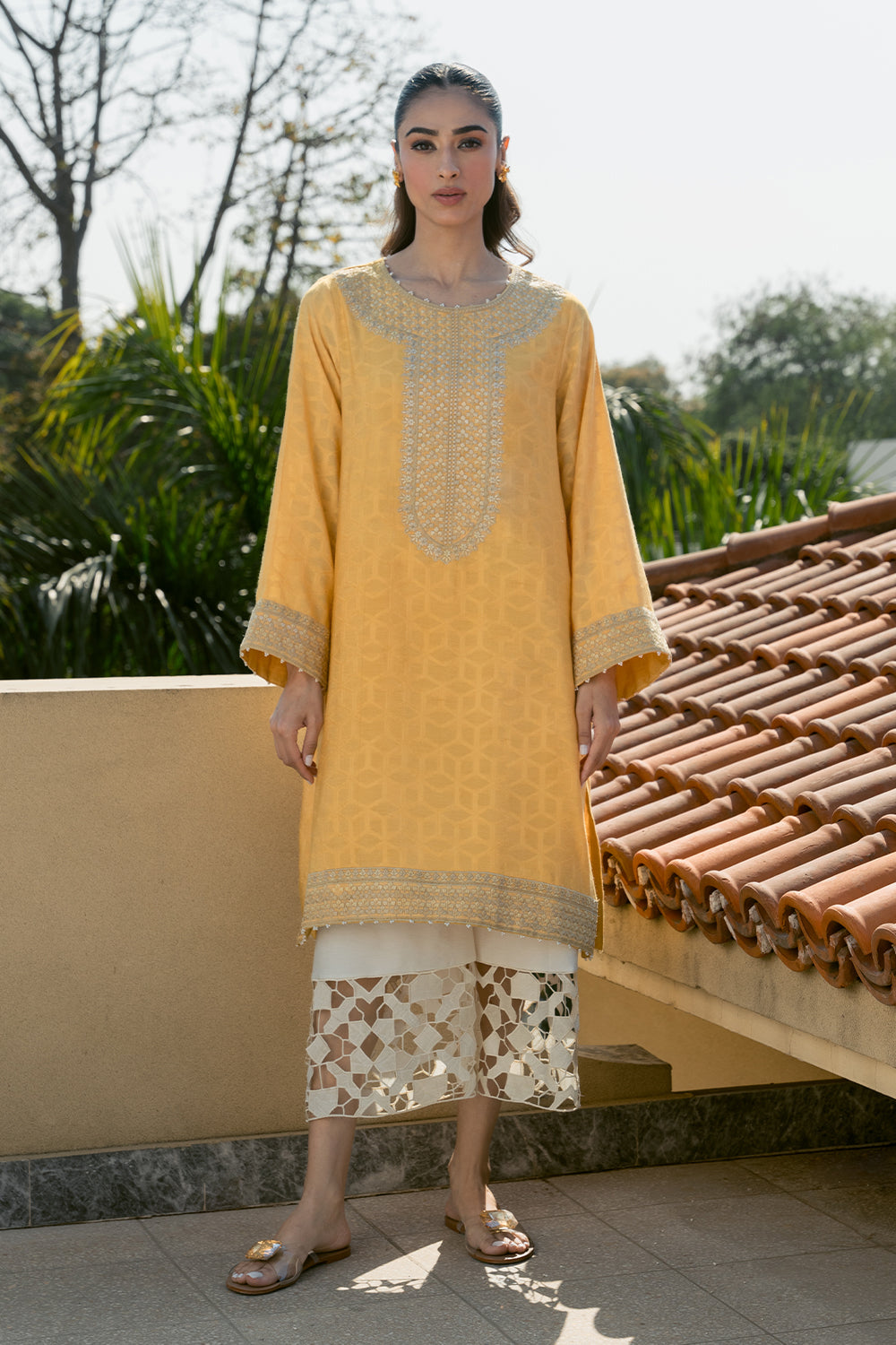 AYAL - Olira by Amene