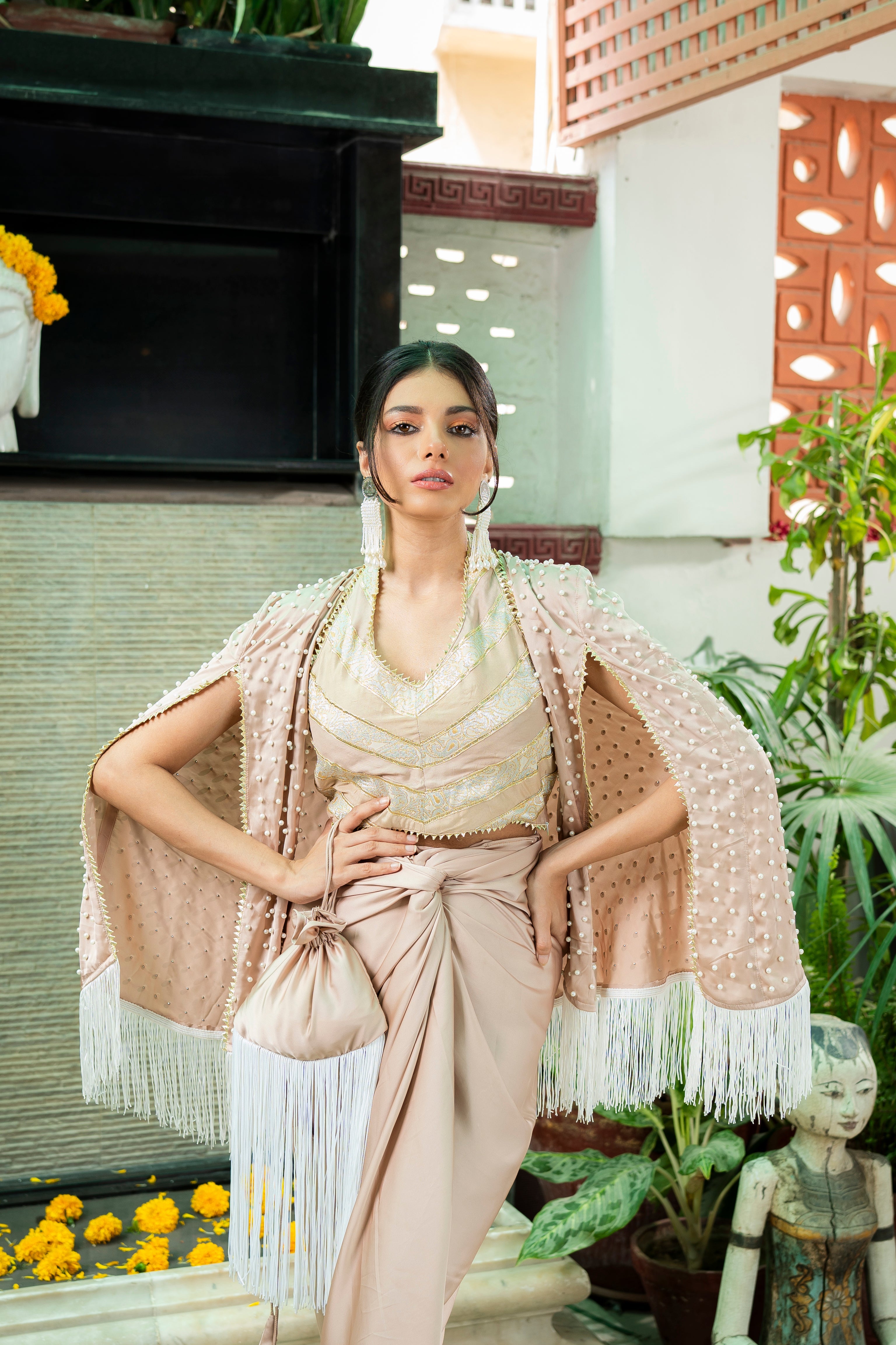 EMB-358 - Haya Vol. 2 by ANUM JUNG