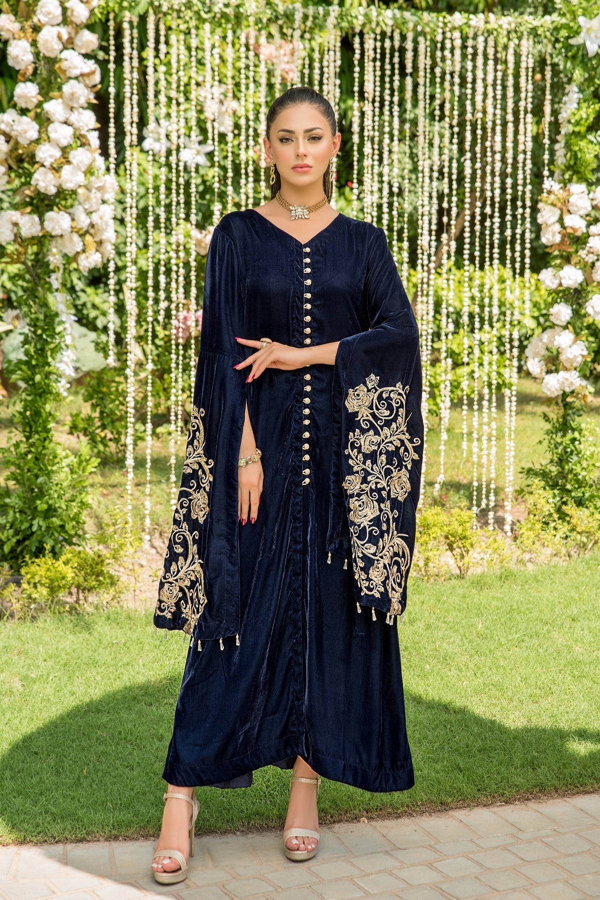 CAPE SLEEVES - Elaheh Velvet'22 by Nayaa's