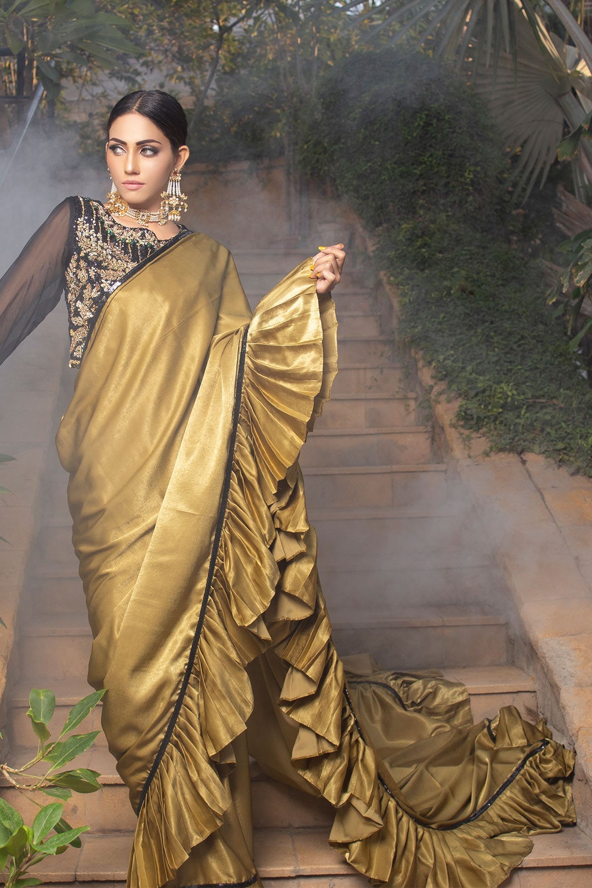 Gold Black Pleated Sari - Chic Ophicial