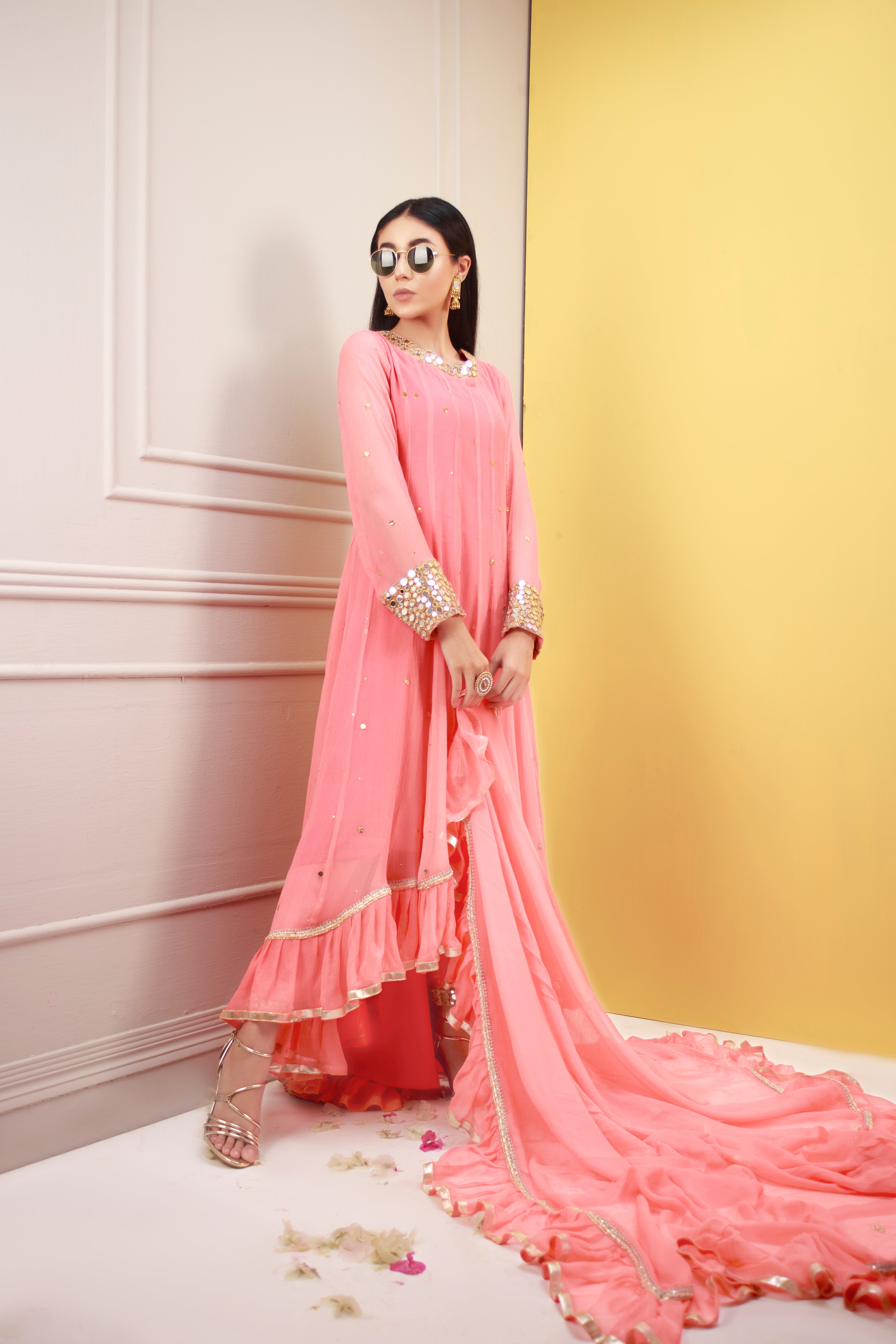 CORAL CRUSH - Chic Ophicial