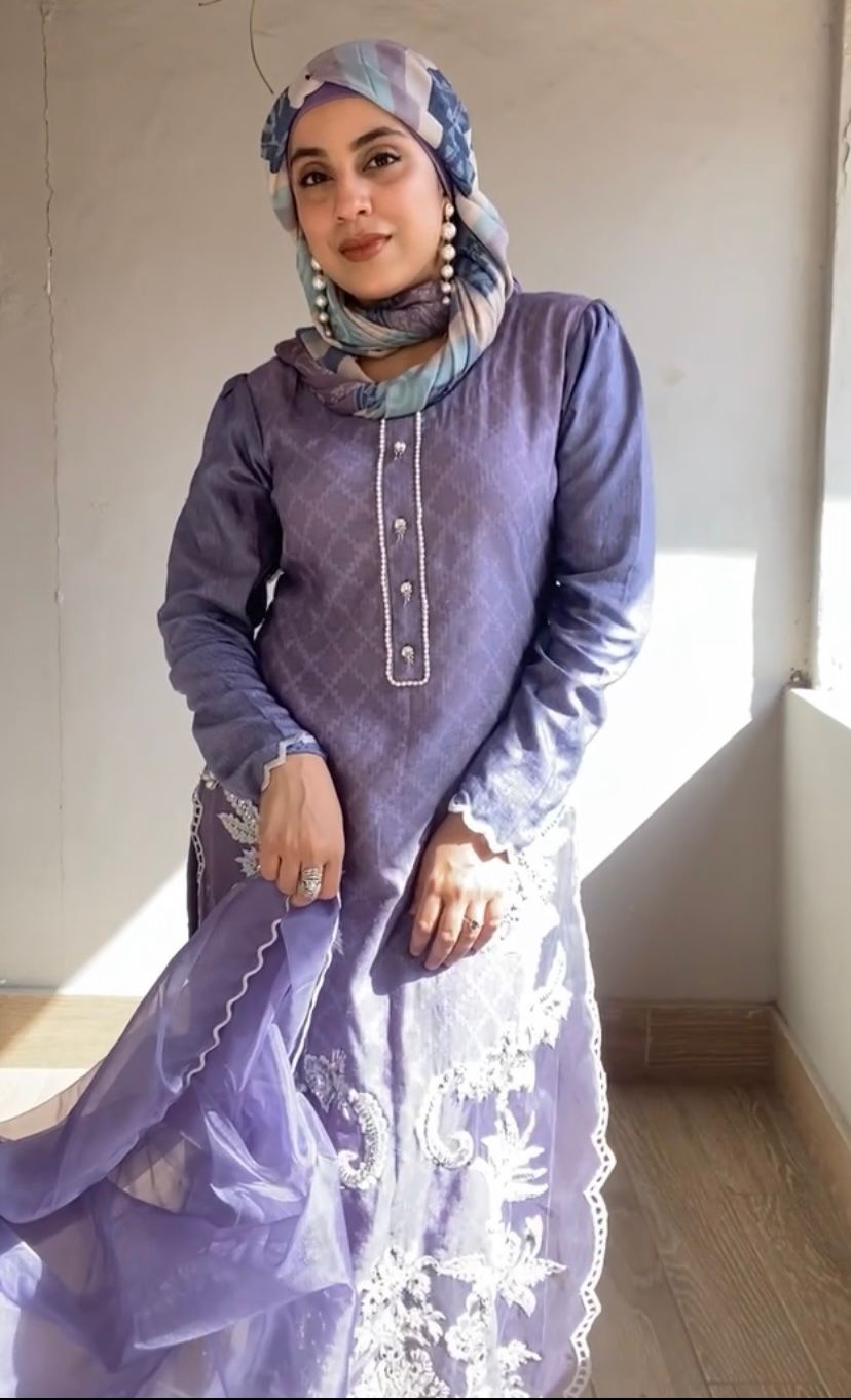 Lavender Bloom - The Silk Edit by Maira Murtaqi
