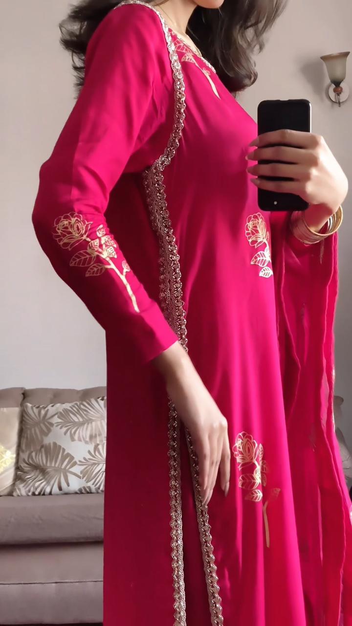 Fushia Majesty - Block Tales Eid Edit by Maira Murtaqi