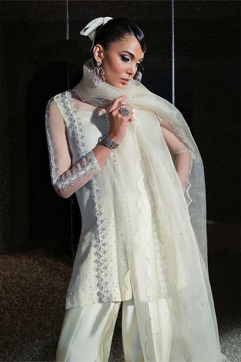 Cham Cham - Diva Eid Edit by Zeb & Zeeshan (Haute Form Studio)