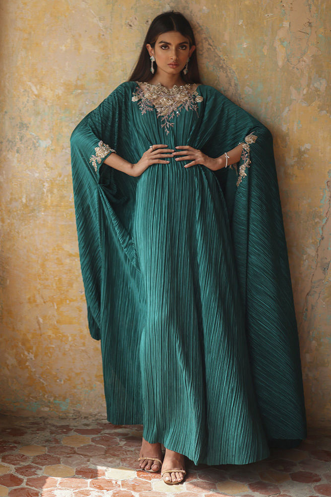 V-15 - Signature Kaftans by Rozina Munib