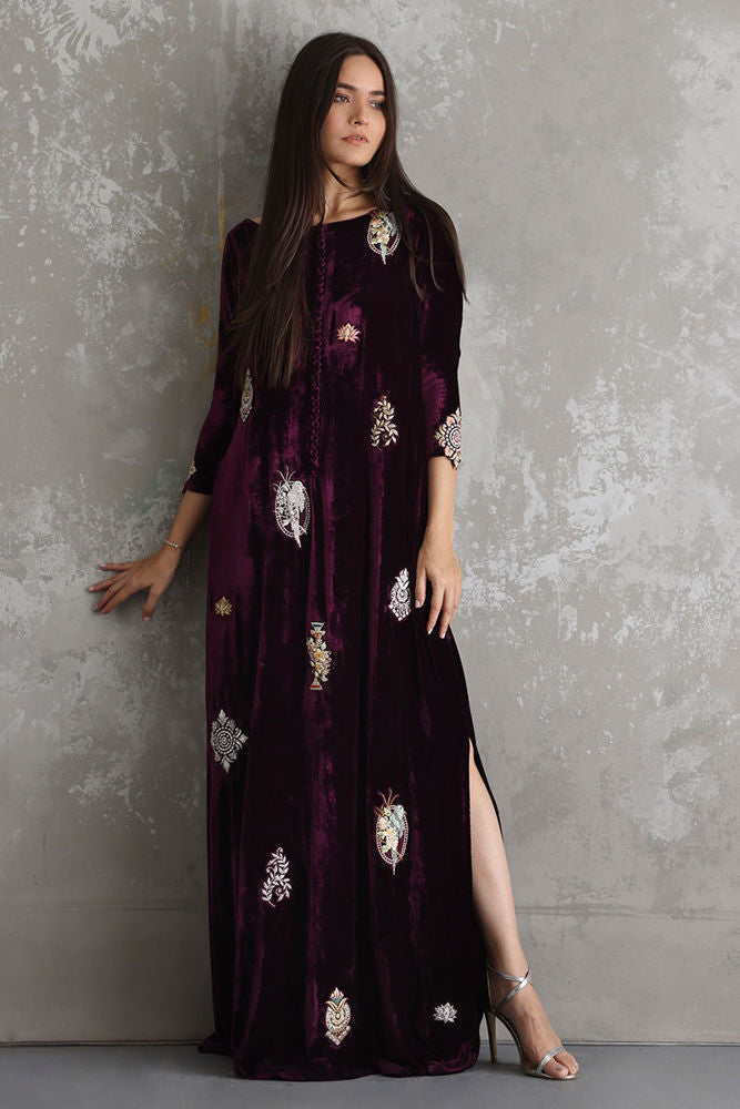 MIRA-09 - Signature Kaftans by Rozina Munib