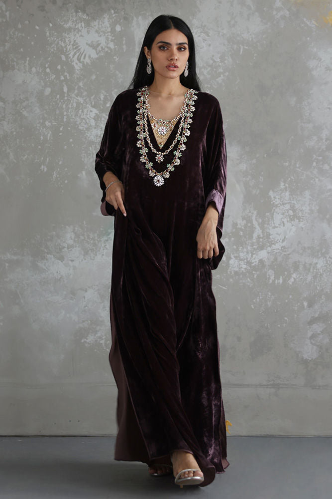 MIRA-19 - Signature Kaftans by Rozina Munib