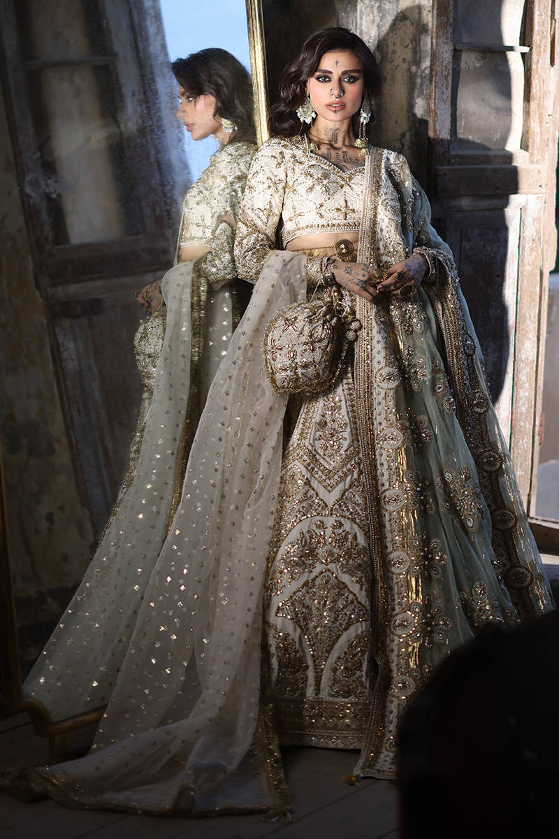 Bibbojaan - Gold Series Bridals 24 by Mohsin Naveed Ranjha