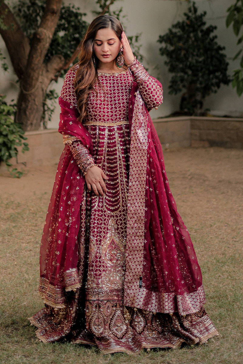 Aiman Khan in Bia - Zarlish by MNR