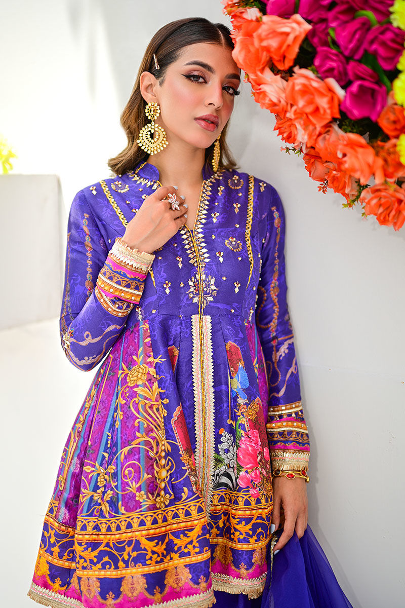 Cassia - Mahpara Silk Autumn/Winter'23 by Ansab Jahangir