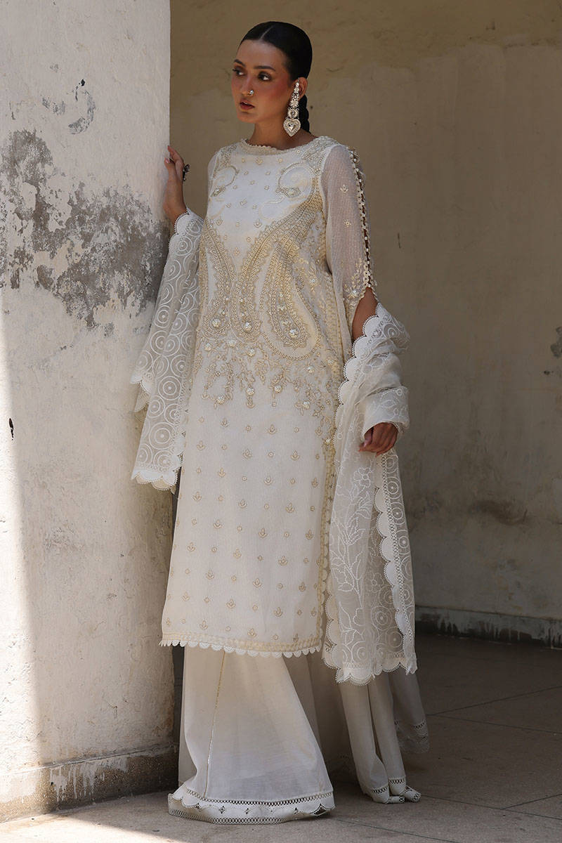 Sitara - Ankh Macholi Festive Edit by MNR