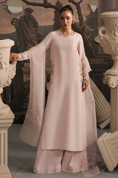 Aylin - Gaia Winter by Khakaa