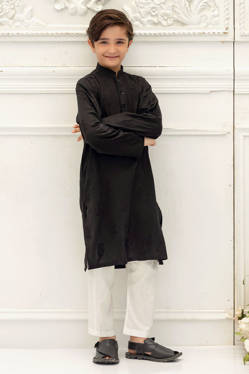 Ayaan - Boy - Wien Family Edit 25 by Ansab Jahangir Studio