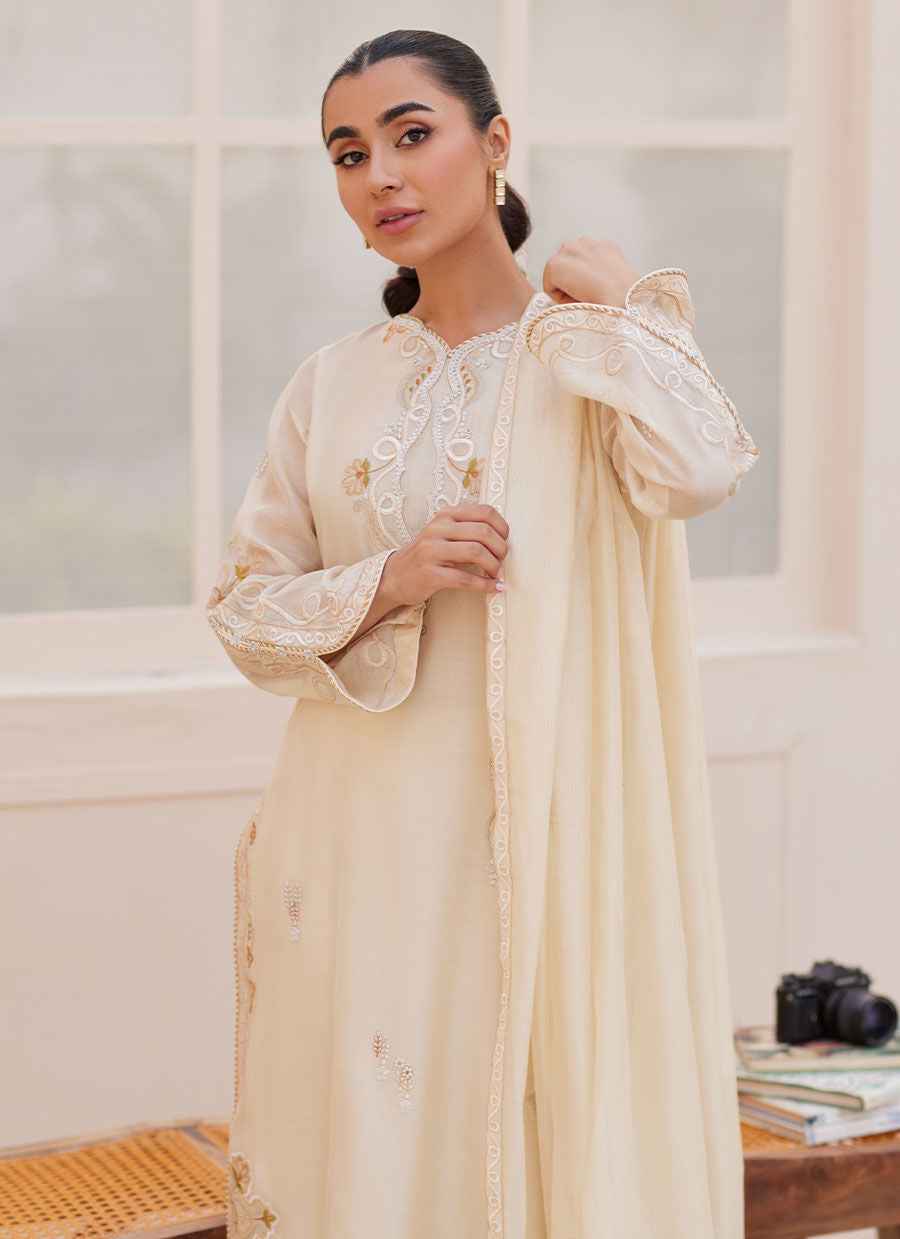 Evra Ivory Shirt and Dupatta - Zaza'25 by Farah Talib Aziz