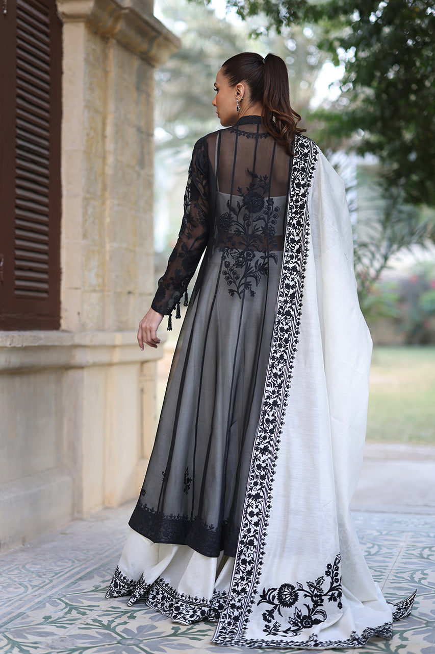 Fiza - Reem Eid Collecton '25 by Sania Maskatiya