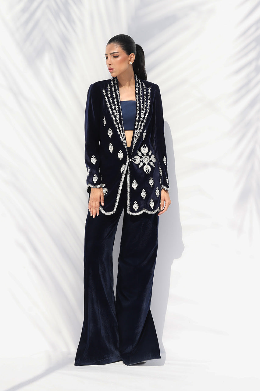 Eden - Velvets | The Winter Edit by Sania Maskatiya