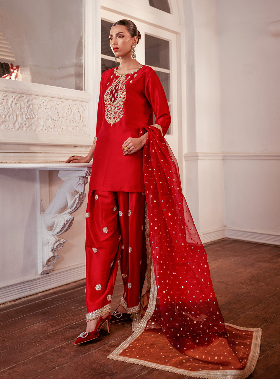 Hayam - JAANIYAN FORMALS BY ZAINAB CHOTTANI