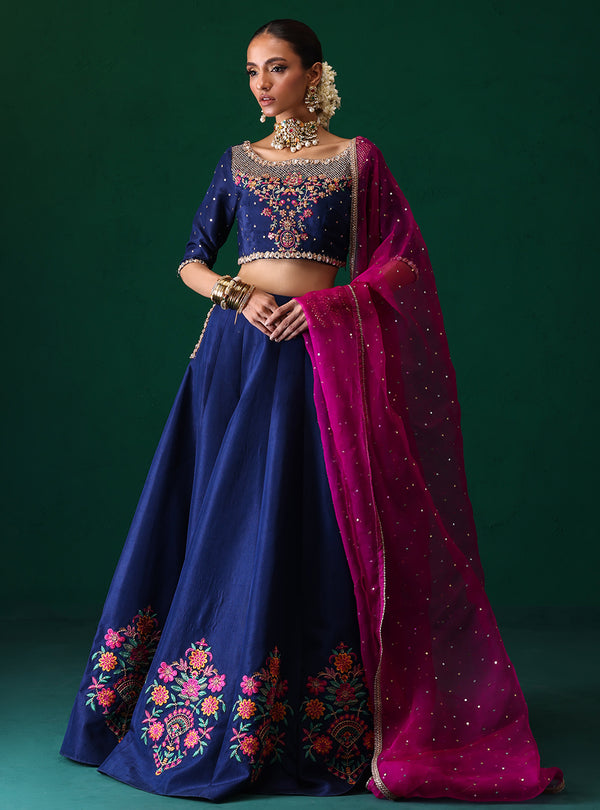 Zuria - Rangeen Formals by Zainab Chottani