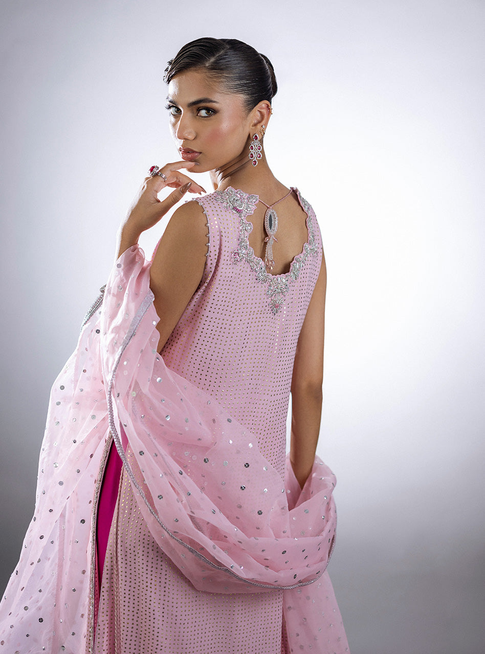 Pink Paradise - Eternite Luxe Formals by Zainab Chottani