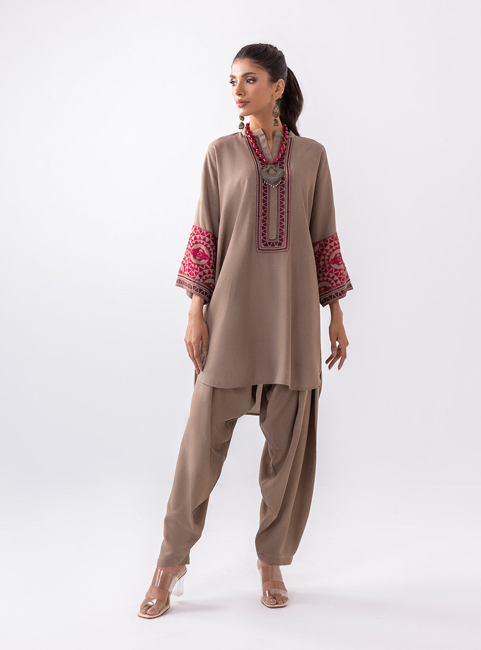 Sandy Beige - Aara Basic Pret by Zainab Chottani