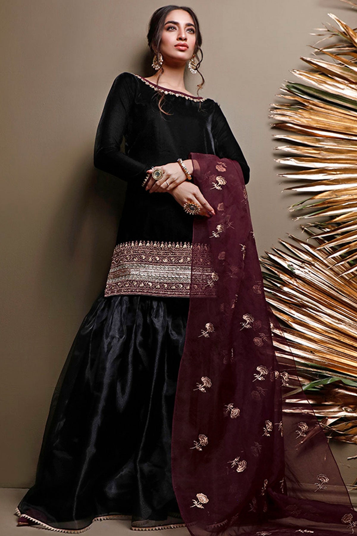 BLACKOUT BURGUNDY - Zainab Chottani