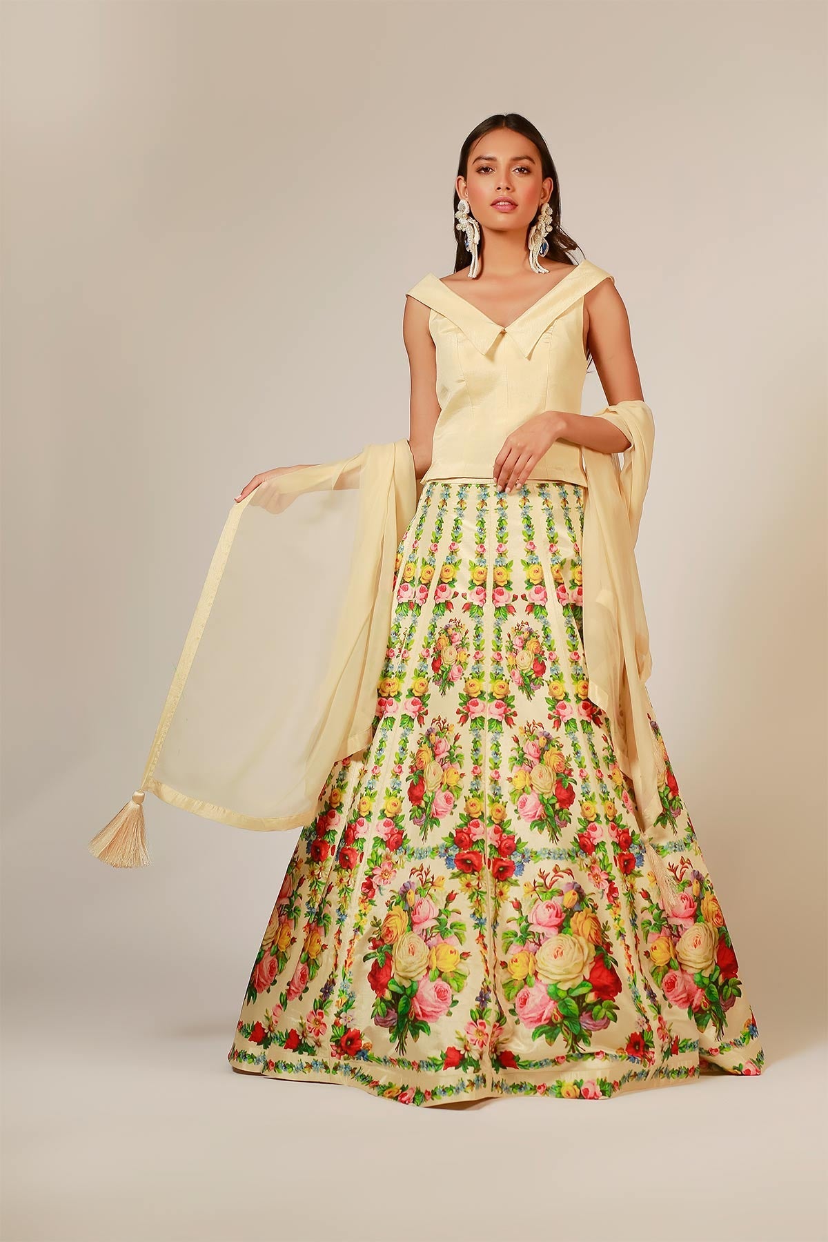 CAGLISTRO CHOLI & LEHENGA 2 - Rizwan Beyg